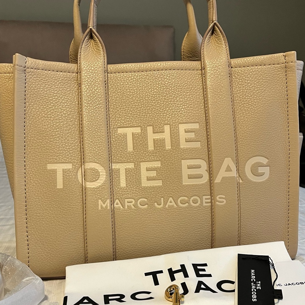 Marc Jacobs Medium Tote Bag